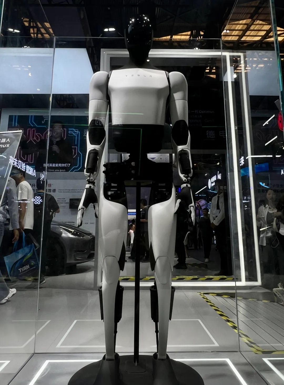 Kaiyun中国：具身智能技术开启AI机器人新时代大模型应用开启“模力”新纪元直击WAIC2024(图5)