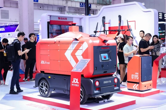 开云网站：新质生产力亮相2024世界机器人大会！京东物流探索感知大模型和具身智能技术