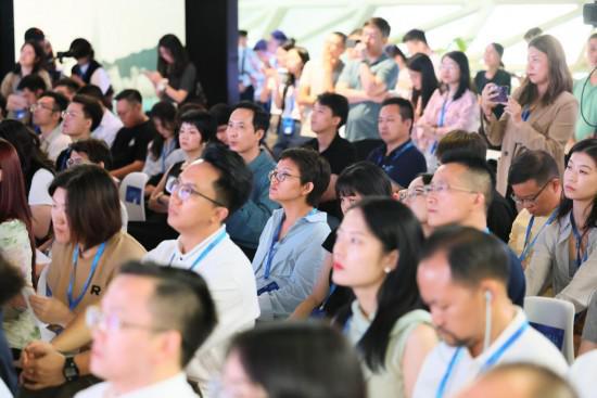 Kaiyun中国：灵鹿未来AI设计平台暨行业大模型在深圳发布(图2)