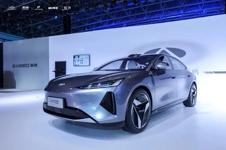 开云网站：2024奇瑞造型日：汽车设计的艺术盛宴探索汽车设计的无限可能(图9)