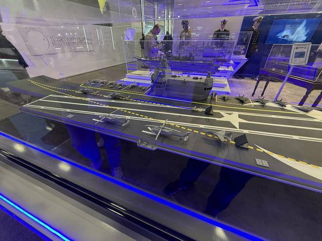 Kaiyun中国：土耳其海军首次展示MUGEM模型：一艘完全自主研发的新型航空母舰(图4)