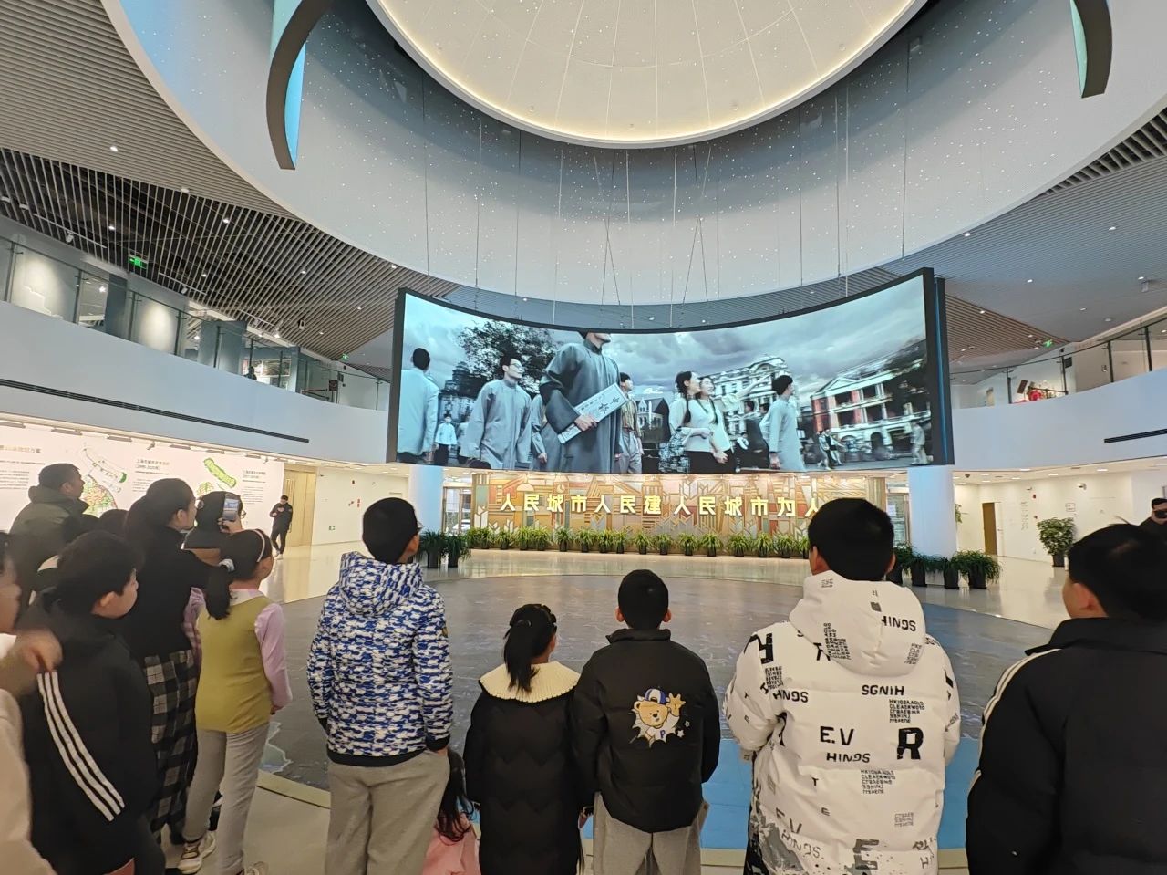 Kaiyun中国：孩子们化身“小小城市创客家”打造了一个“未来的上海”……