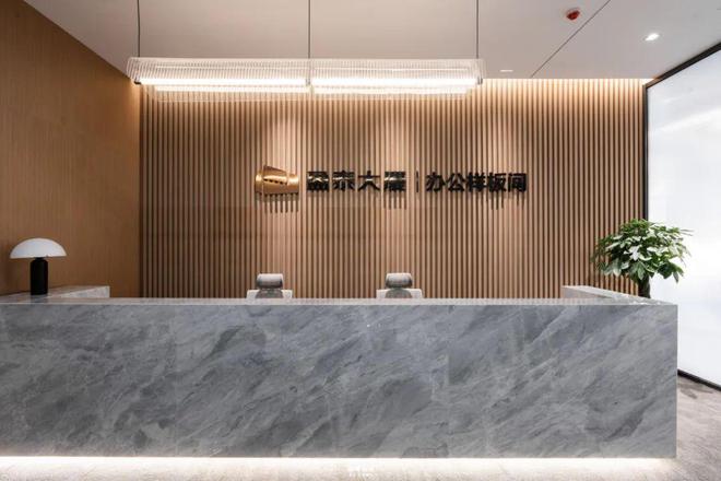 开云网站：荒废10年！桂林市中心知名烂尾楼彻底变身！实探现场…(图10)