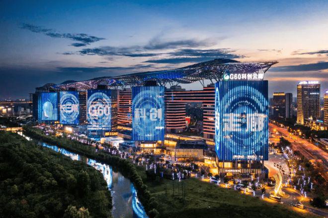 开云网站：别错过！保利西郊和煦85-125㎡美宅配套教育全(图8)