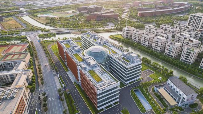 开云网站：®西派海上中铁建国贸西派海上售楼处发布：品质生活的新选择(图17)