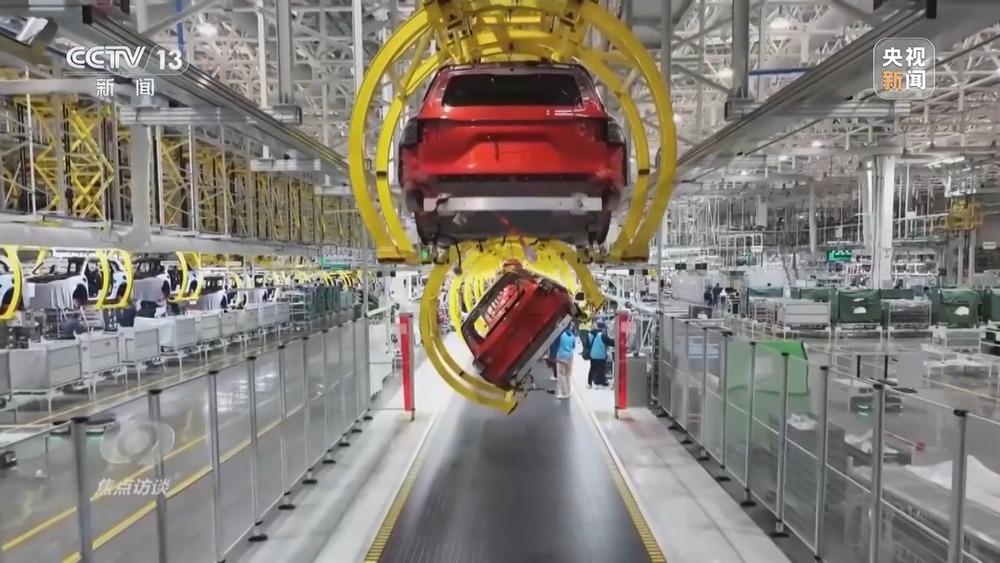 开云网站：焦点访谈丨AI虚拟调度员、AI兽医助手……人工智能赋能产业、智绘未来！(图8)