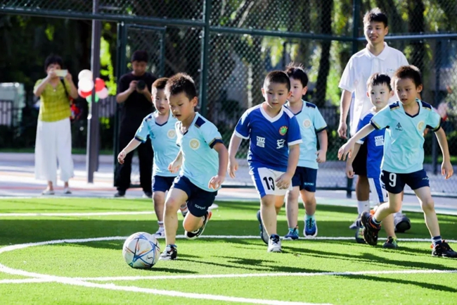 开云网站：福州：扮靓幸福“城”色呵护理想家园(图3)