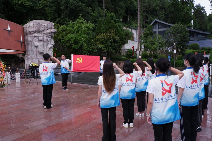 Kaiyun中国：黔中大地青春潮涌实践课堂书写担当