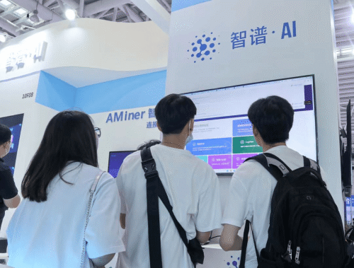 开云网站：冲刺AI第一股智谱死磕C端(图4)