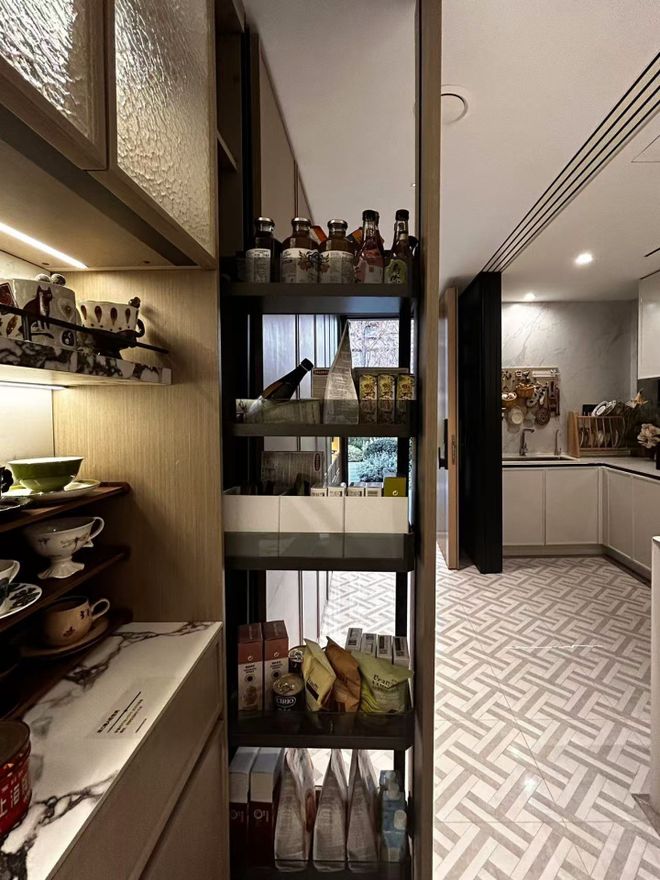 Kaiyun中国：九月百度热搜@中環置地中心·望雲售楼处电话：顶奢生活之选(图11)