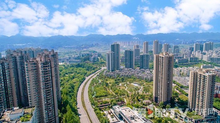 开云网站：立体山城奔向“云端”经济新蓝海