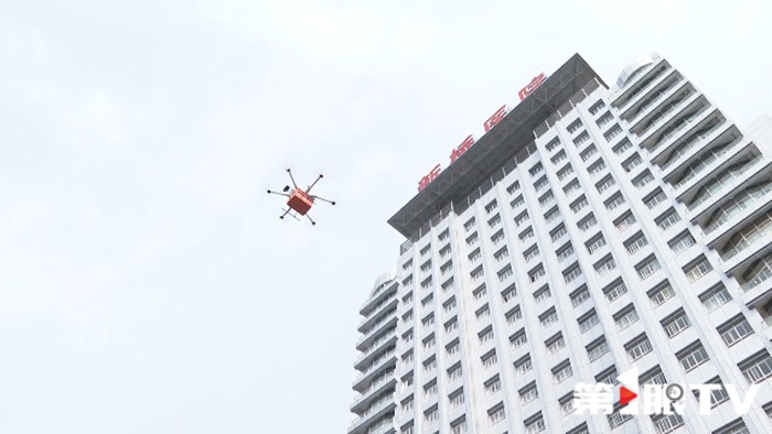 开云网站：立体山城奔向“云端”经济新蓝海(图4)