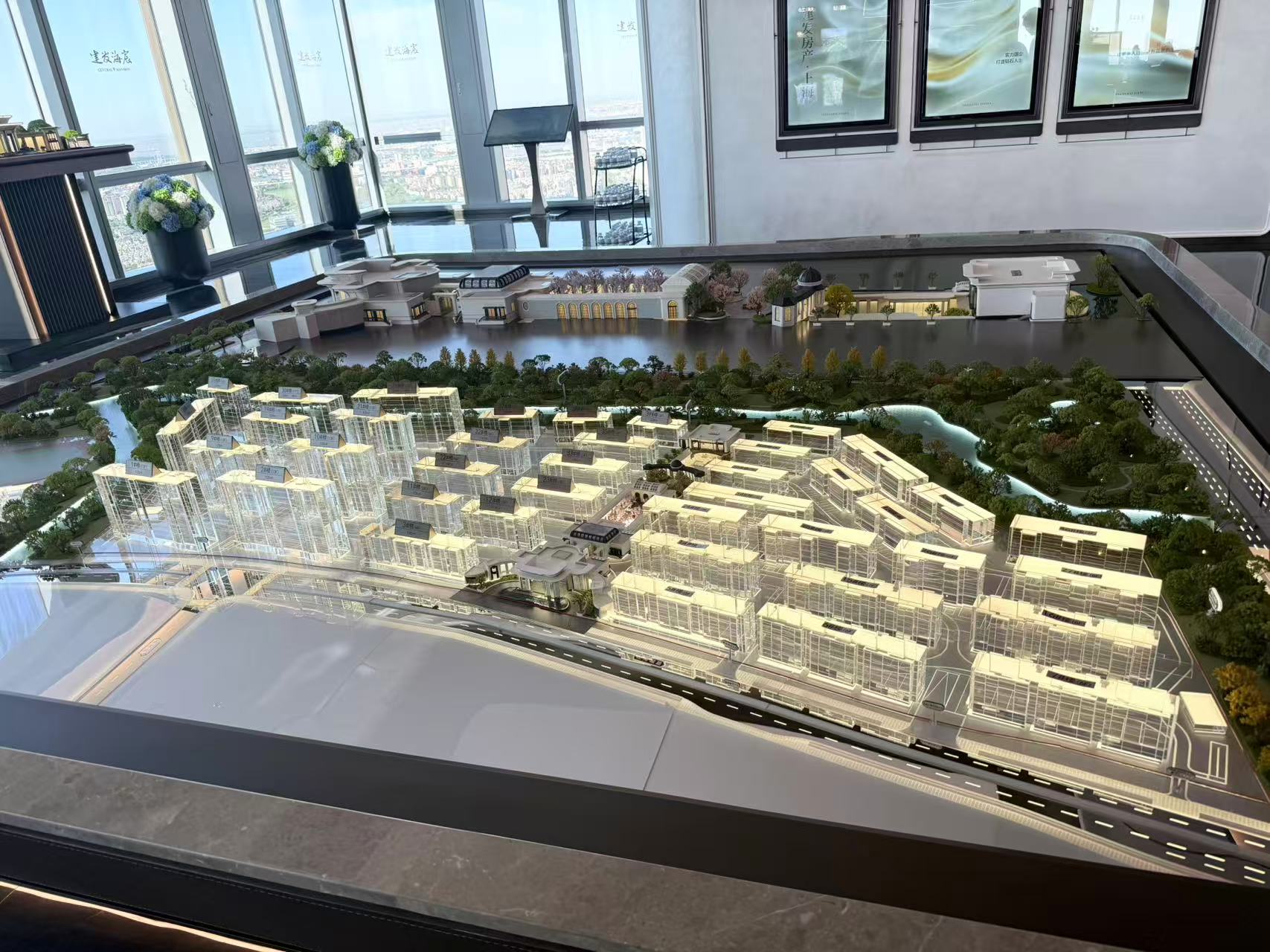 Kaiyun中国：楼市“沪六条”落地首周：外环多个项目开盘火爆内环豪宅蓄势“金九”(图6)