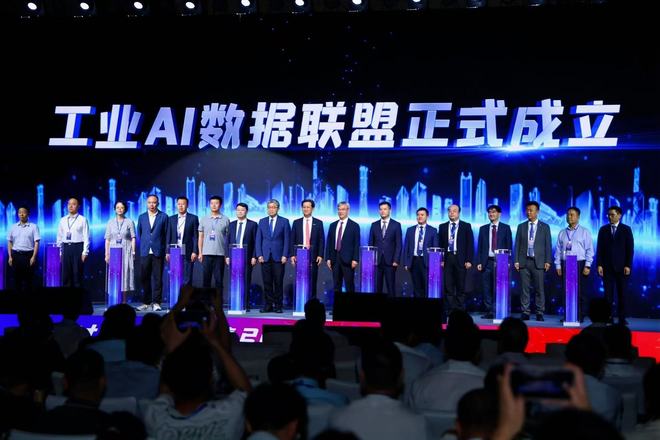 开云网站：“大模型+智能体”组成的工业最强大脑这次真来了(图4)