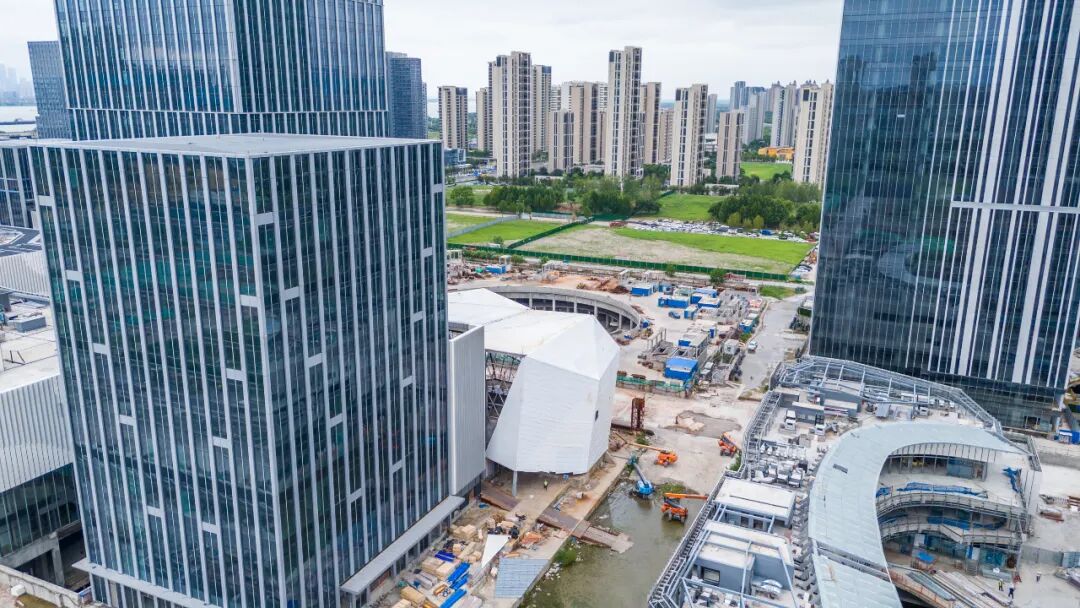 开云网站：最新消息曝光！江北500米第一高楼“起死回生”？(图10)