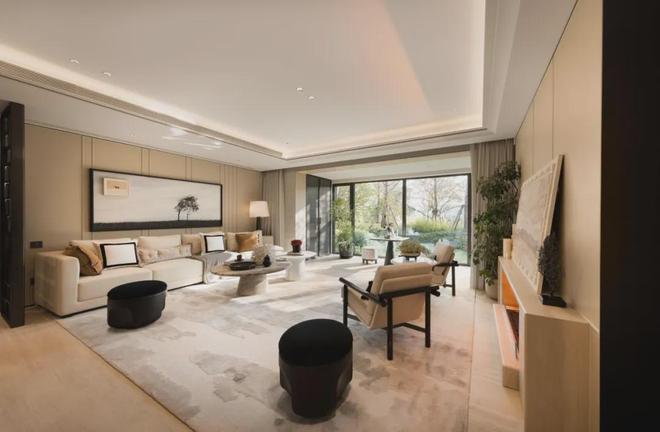 开云网站：十百度热搜@中环置地中心望雲售楼处电话：顶奢生活之选(图10)