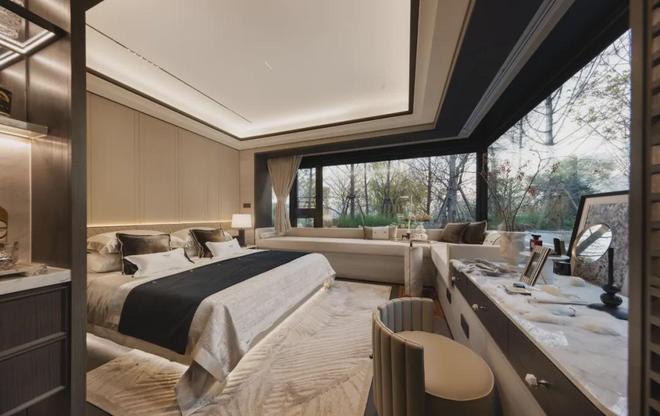 开云网站：十百度热搜@中环置地中心望雲售楼处电话：顶奢生活之选(图14)