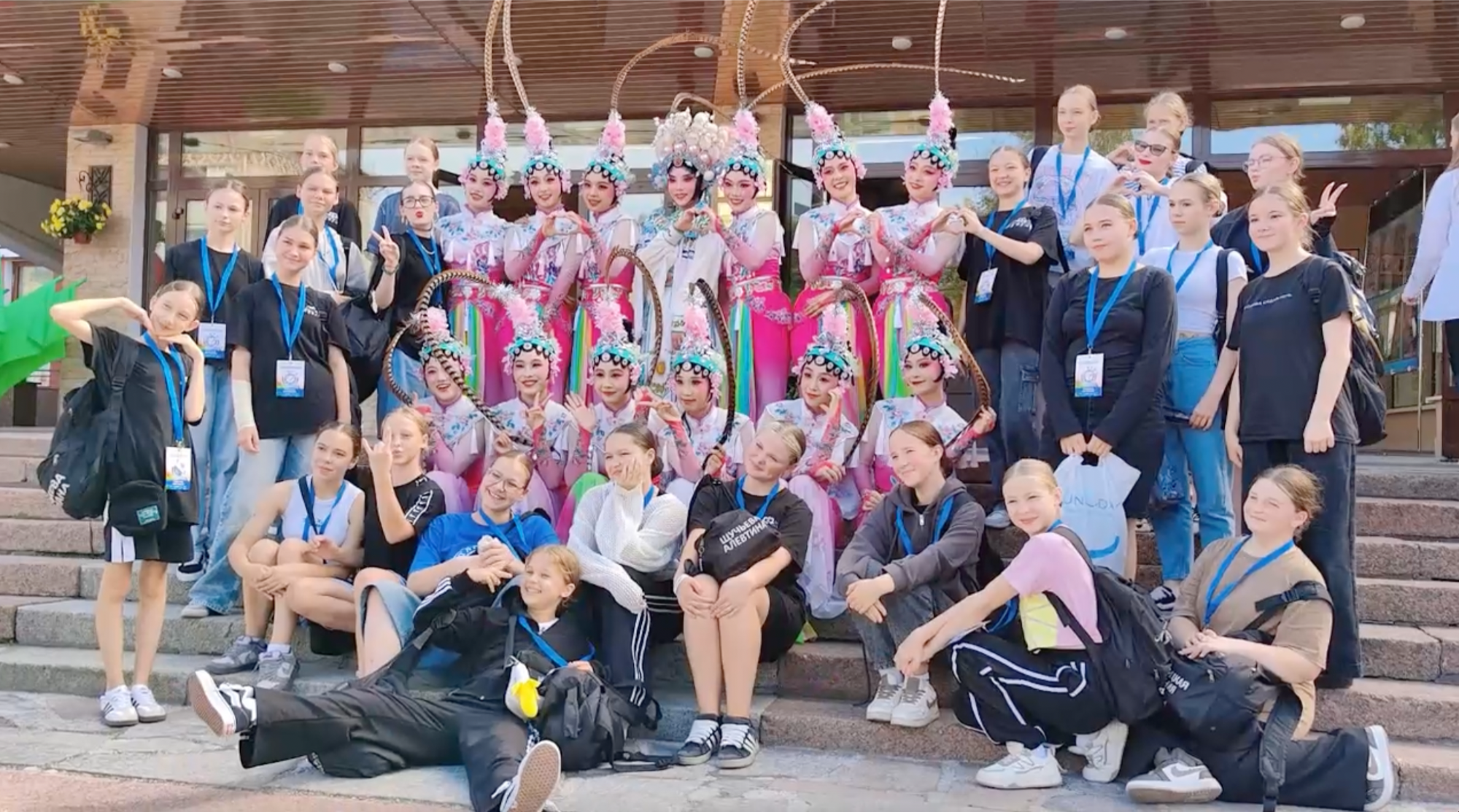 开云网站：【你好小镇】四川城厢：好戏连城(图6)