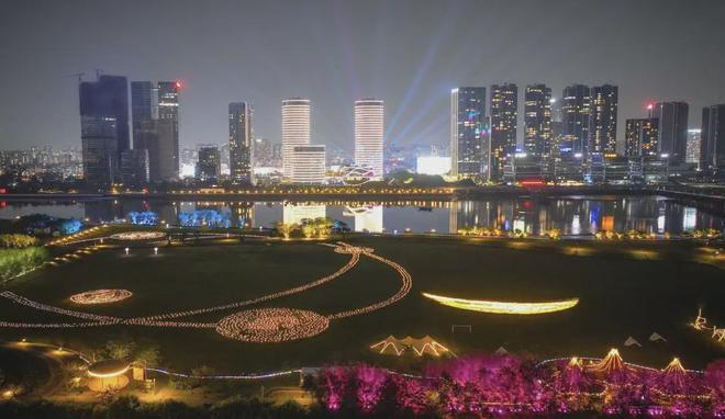 开云网站：房天下热搜｜鹏瑞1号售楼处发布：鹏瑞以品质铸就永恒藏品(图4)