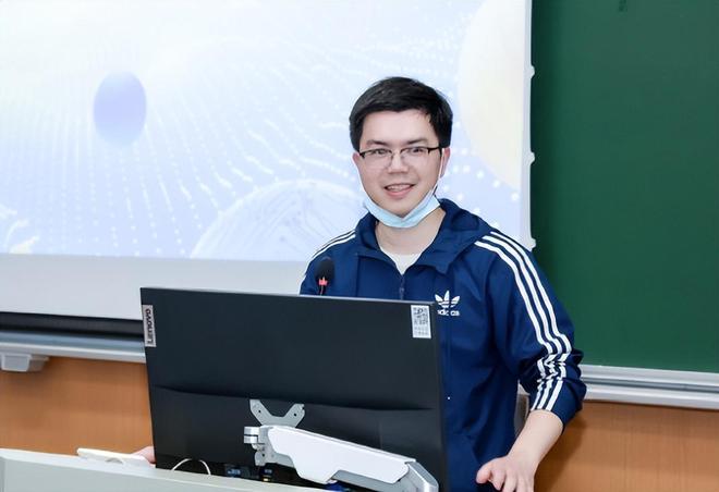 Kaiyun中国：长江后浪推前浪！24岁广东姑娘洪乐潼无产品估值20亿火遍硅谷？(图7)