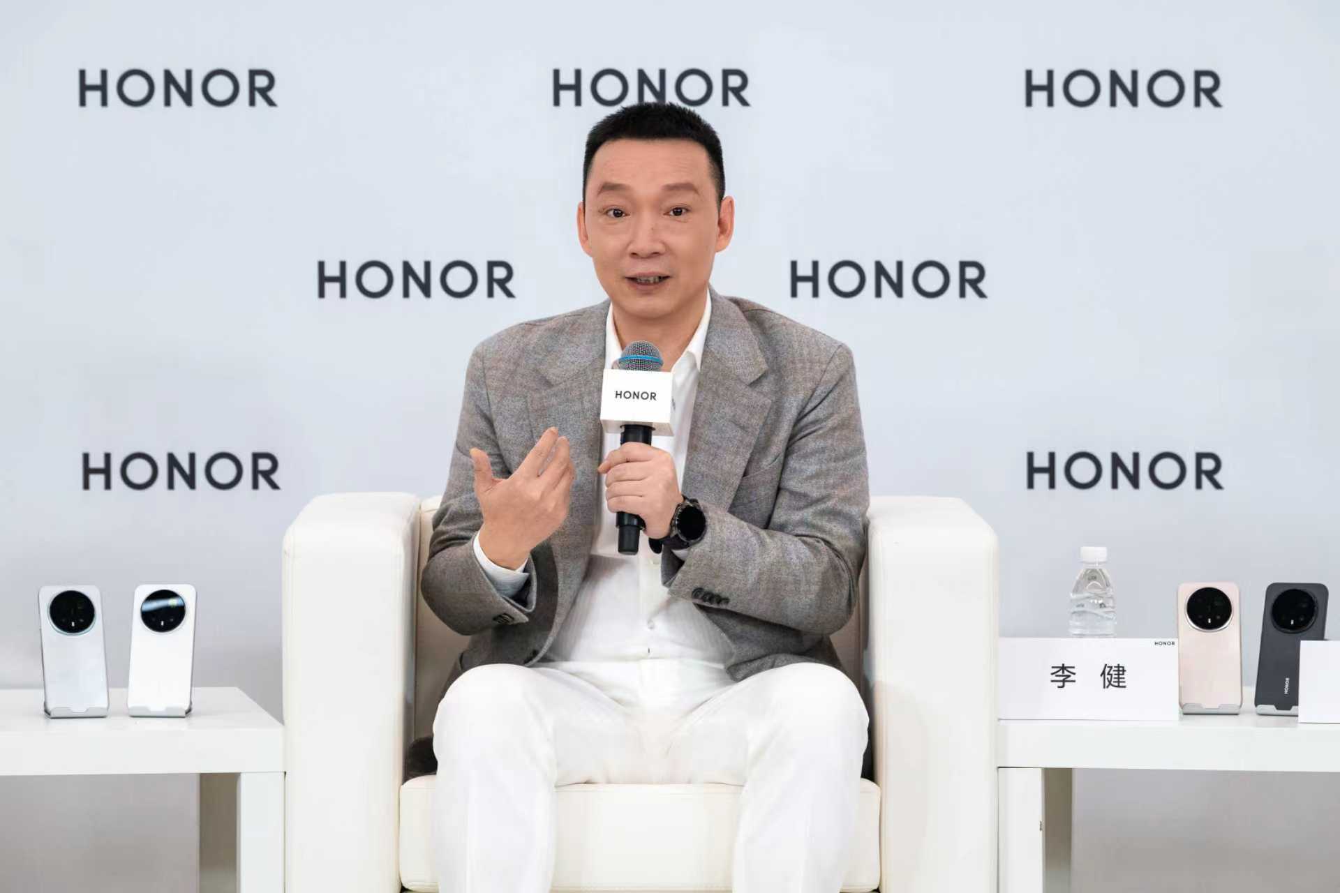 Kaiyun中国：Agent拐点时代已至荣耀成了第一个吃螃蟹的“养虾人”(图11)